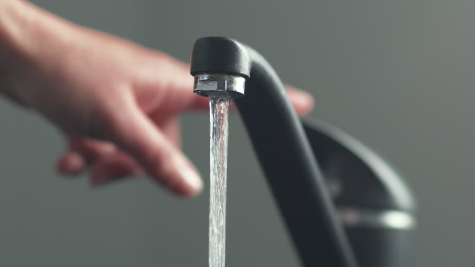 Clean water from faucet
